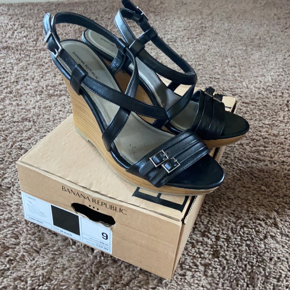 Banana Republic Wedge Sandals